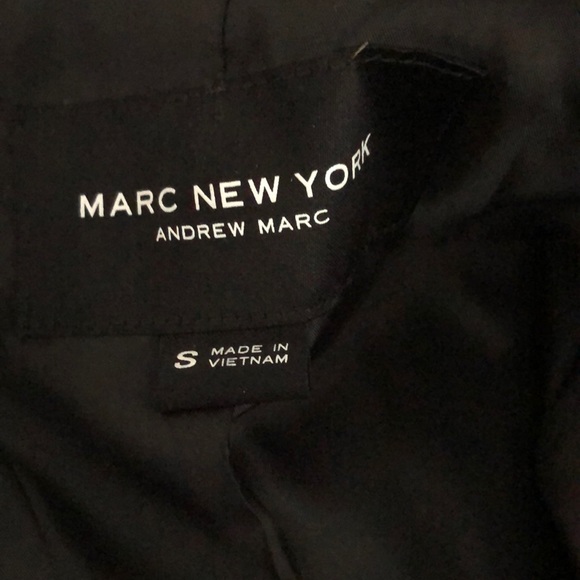 Andrew Marc Navarre belted trench coat - Picture 5 of 8